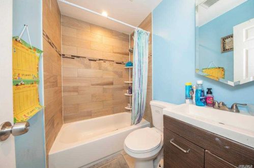 145 Ellison Ave, Roosevelt NY  11575-2115 exterior