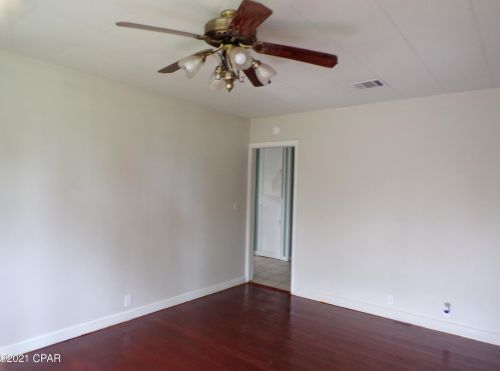 108 4th St, Lynn Haven FL  32444-1414 exterior