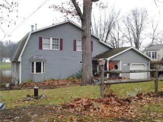 32132 Woodale Dr, New Garden, OH 44423-9705