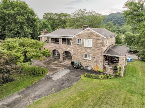 71 Westmoreland Rd, Trafford, PA 15085-1050