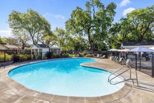 61 Plymouth Way, Santa Rosa CA  95403-1177 exterior