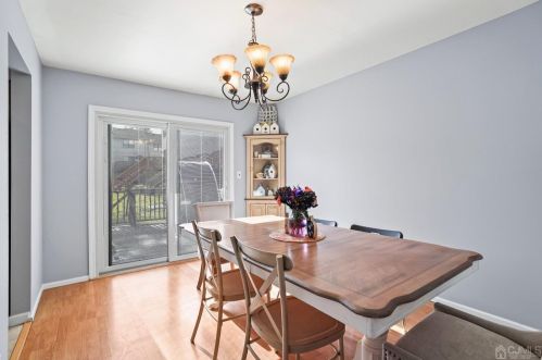 35 Heritage Ln, Perth Amboy NJ  08863-1464 exterior