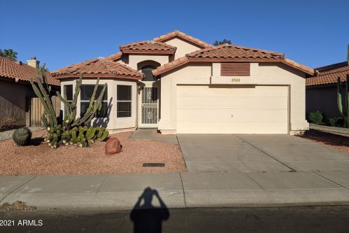 19133 75th Dr, Glendale, AZ 85308-8310