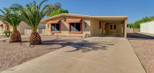 9041 Sun Lakes Blvd, Chandler, AZ 85248-6435