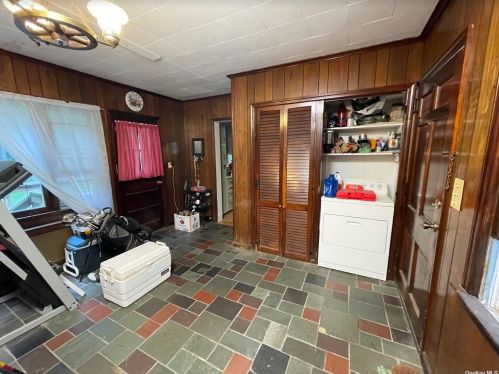 15 Richwood Pl, Huntington Station NY 11746-3228 exterior