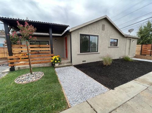 3413 Santa Fe St, Riverbank CA  95367-2318 exterior