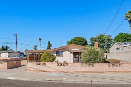 2411 Eileen Dr, San Diego, CA 92123-3525