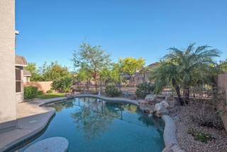 3105 Gran Paradiso Dr, Phoenix, AZ 85086-2130