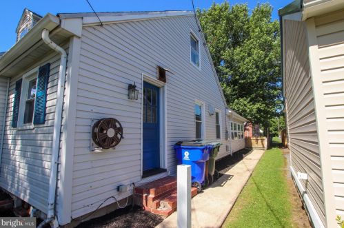 205 Bradford St, Seaford DE  19973-3205 exterior