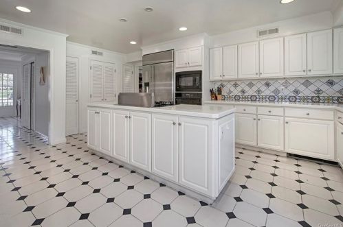486 Rosedale Ave, White Plains NY  10605-5470 exterior