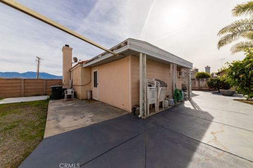 366 Kirby St, San Jacinto CA  92582-6927 exterior