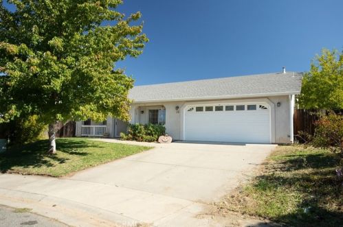 26 Cameron Dr, Oroville, CA 95965-3586