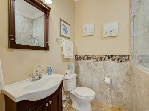 11171 53rd Ave, Saint Petersburg FL  33708-2936 exterior