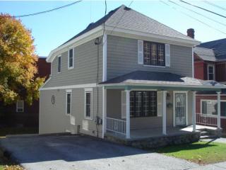 286 Pleasant St, Berlin, NH 03570-2045