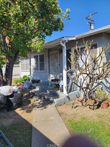 330 Ynez Ave, Monterey Park CA  91754-1639 exterior
