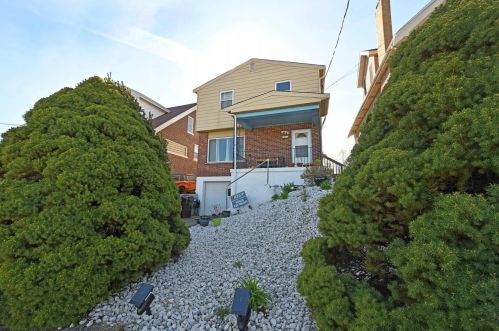 63 Biehl St, Newport, KY 41071-2377