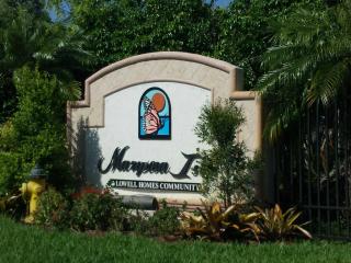 13144 31st St, Hollywood, FL 33027-3839
