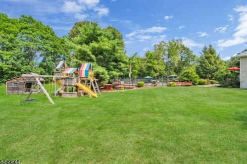 8 Sunny Ln, Andover NJ  07821-2122 exterior