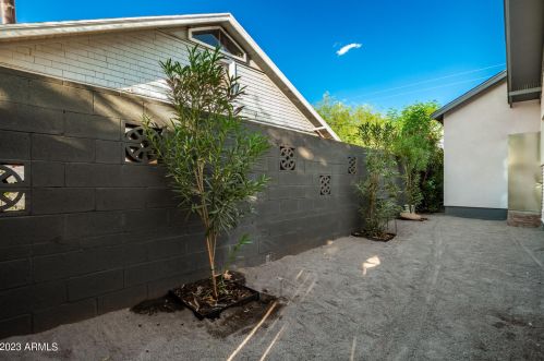 2029 10th St, Phoenix AZ  85006-2119 exterior