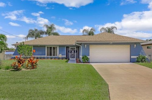 1425 16th St, Cape Coral, FL 33990-6717