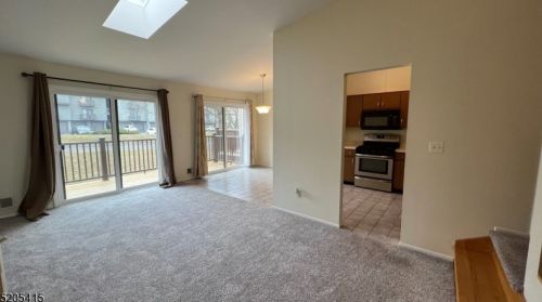 1704 Spruce Hills Dr, Glen Gardner, NJ 08826-3716