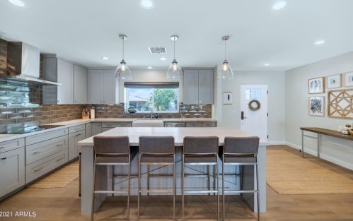 6202 Calle Redonda, Scottsdale AZ  85251-4200 exterior