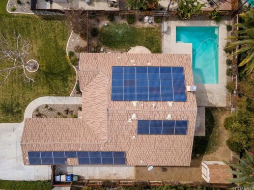 9710 Jersey Bounce Dr, Bakersfield, CA 93312-5952