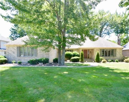 3659 Cinnamon Way, Cleveland, OH 44145-5716