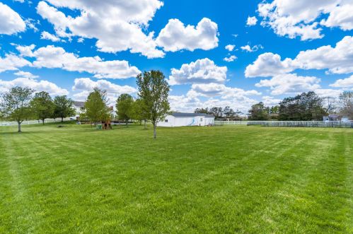 1320 Old Springfield Rd, London OH  43140-9202 exterior