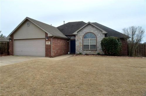 540 Jack Perry Dr, Centerton AR  72719-8924 exterior