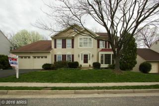 14222 Rock Canyon Dr, Centreville, VA 20121-3805