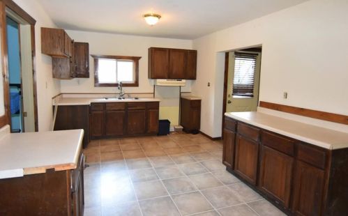 205 Euclid Ave, Birchwood, WI 54817-8506