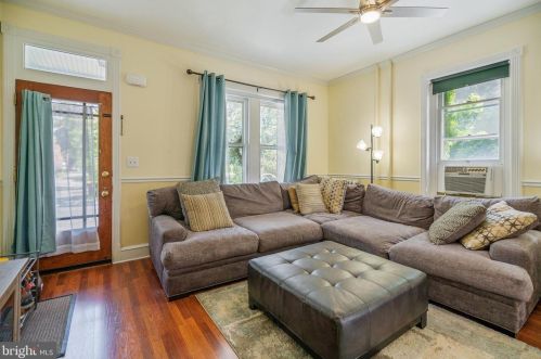 16 5 St, Lansdale PA 19446-2425 exterior