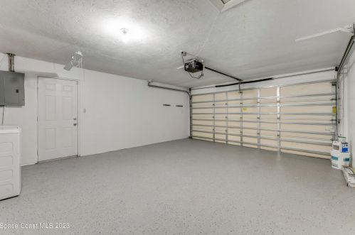 2965 Lantern Dr, Daytona Beach FL  32119-8510 exterior