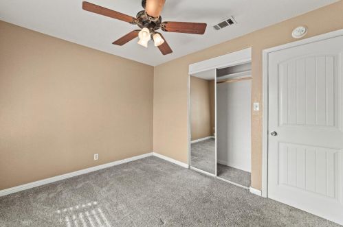 6961 Calvin Dr, Citrus Heights CA  95621-2858 exterior