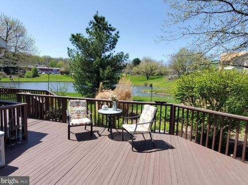11 Meadowview Dr, Marsh, PA 19520-9470
