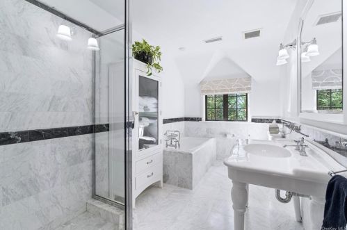 177 Soundview Ave, White Plains NY  10606-3825 exterior