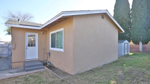 1825 Diana Ave, Anaheim CA  92805-5422 exterior