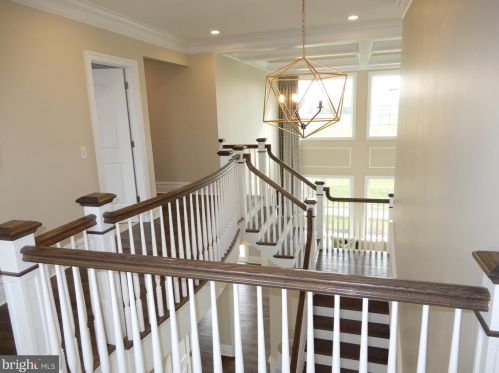 650 Holland Rd, Southampton PA 18966-1819 exterior