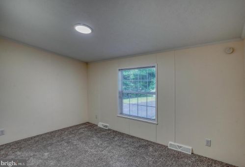 751 Fernwood Dr, Harrington DE  19952-6017 exterior