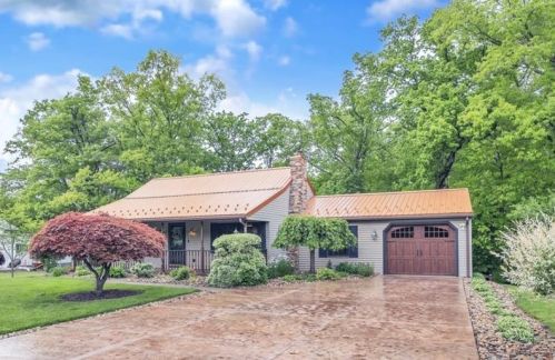 114 Francis Ave, Beaver Falls PA  15010-1333 exterior