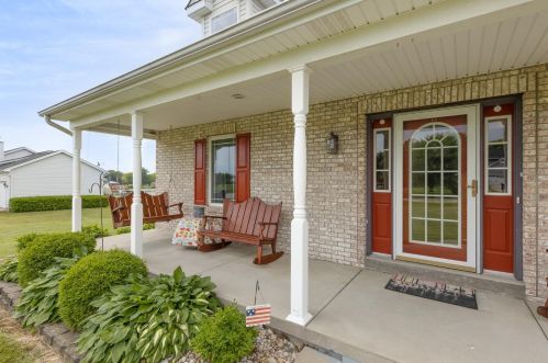 1042 Oak Dale Ln, West Harrison, IN 47060-7580