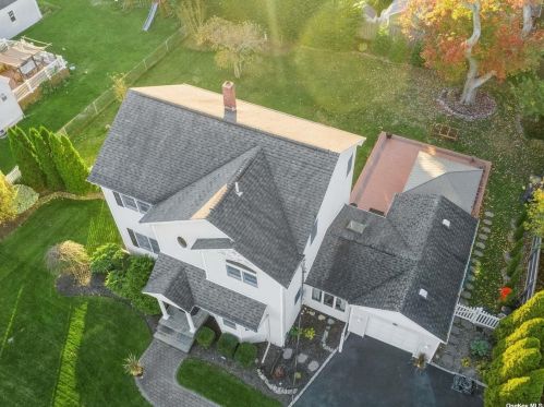 50 Avenue B, San Remo NY  11754-2505 exterior