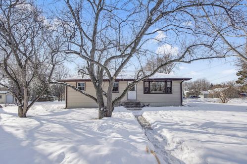 4810 108th Ave, Lino Lakes, MN 55014-1825