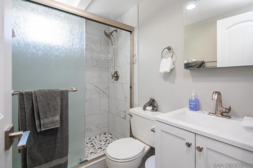 4134 Narragansett Ave, San Diego CA 92107-2619 exterior