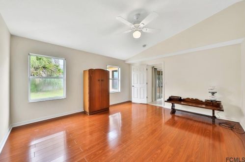 68 Beachwood Dr, Flagler Beach, FL 32136-4043