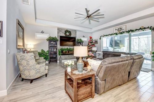 312 Nottinghill St, Ormond Beach FL  32174-0693 exterior