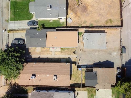 6942 Center St, Winton CA  95388-9395 exterior