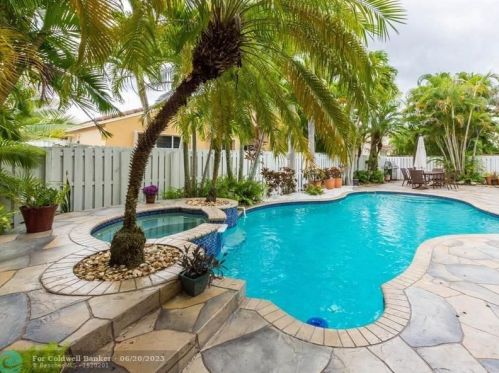 1578 191st Ave, Hollywood FL  33029-6149 exterior