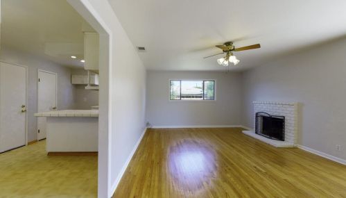 420 Sherwood Dr, Gilroy CA  95020-4221 exterior